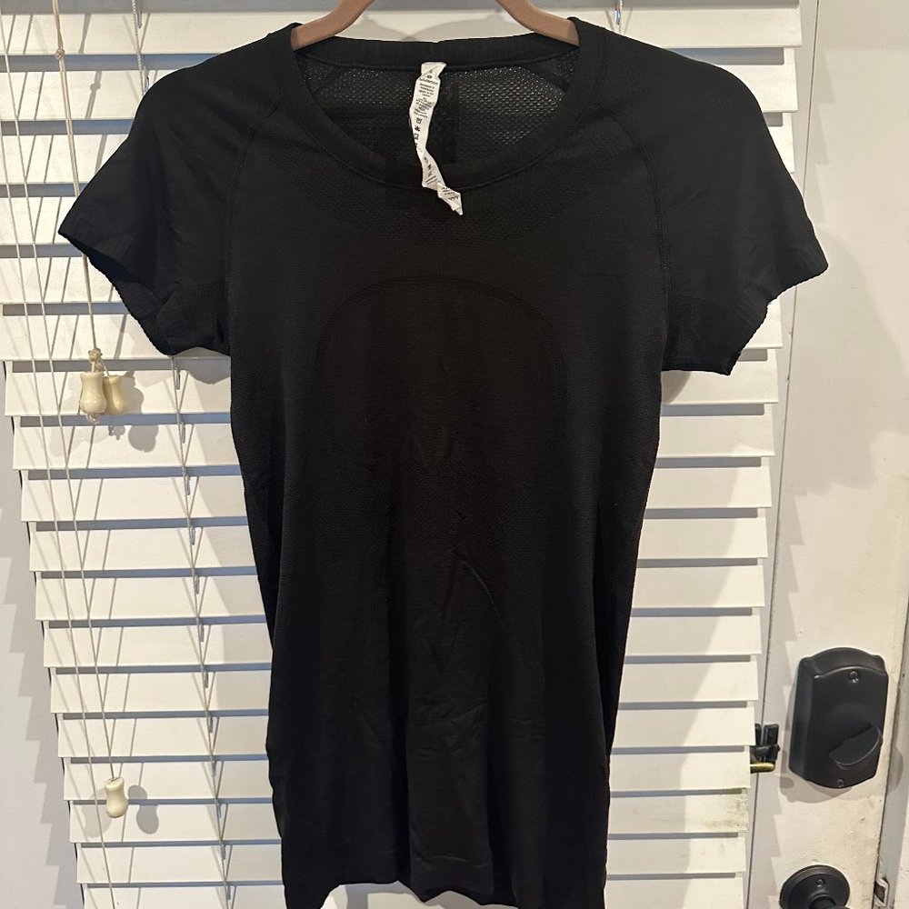 lululemon Swiftly Tech Short Sleeve Shirt